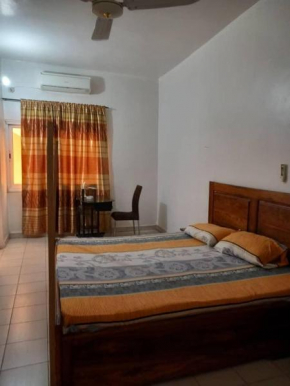 Appartement dans le quartier ACI à Bamako avec panneaux solaires